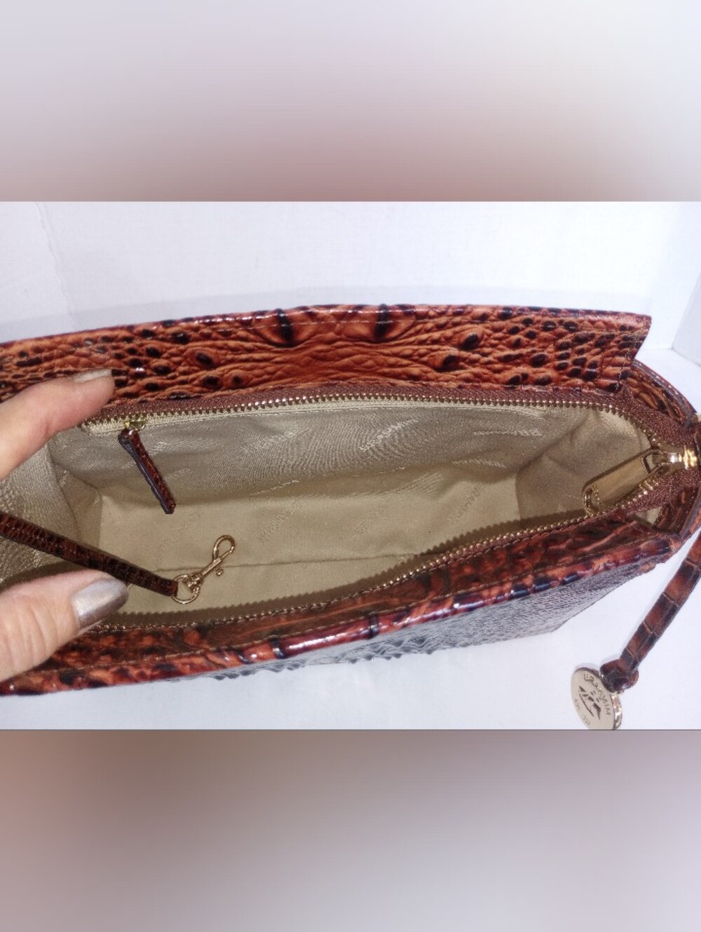 SOLD Brahmin Hillary Pecan Melbourne Croc Embossed Leather Crossbody Bag - Picture 10 of 13